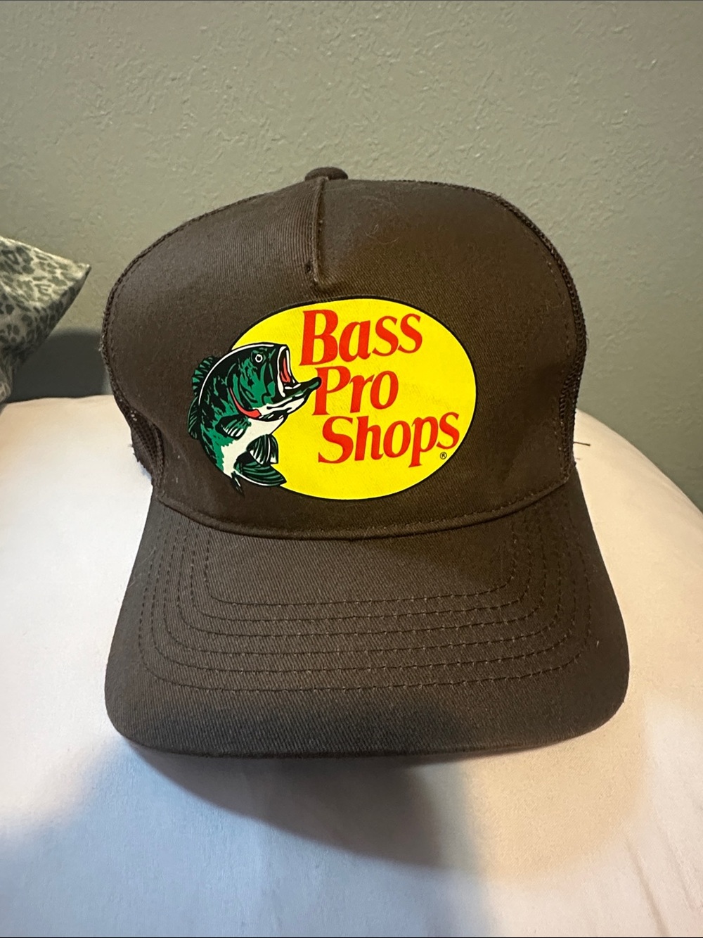 Bass Pro Shops Gone fishing hat